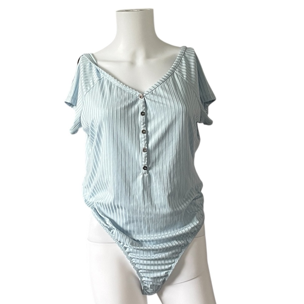 Ups and Downs Light Blue Ribbed Knit Bodysuit Short Sleeve V Neck Womens Size 1X